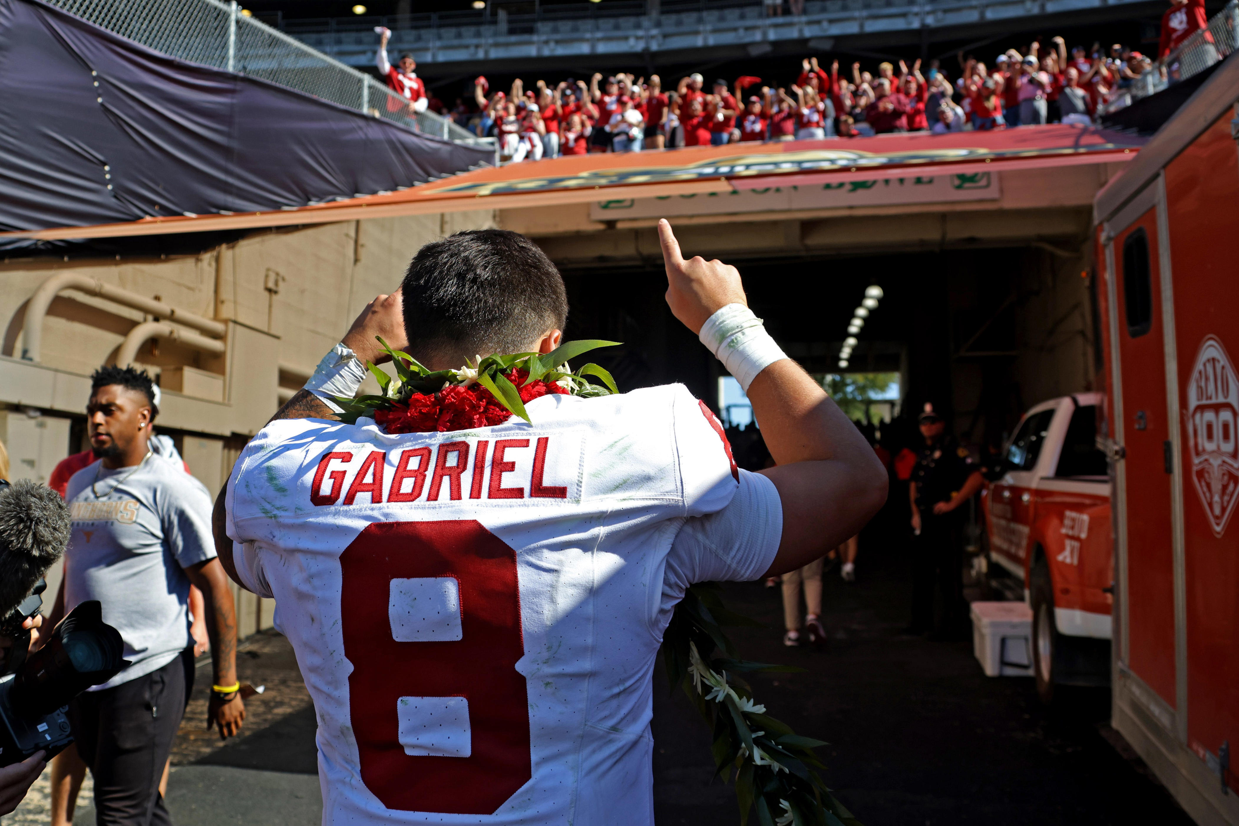 Former OU Football QB Dillon Gabriel Announces Transfer To Oregon To ...