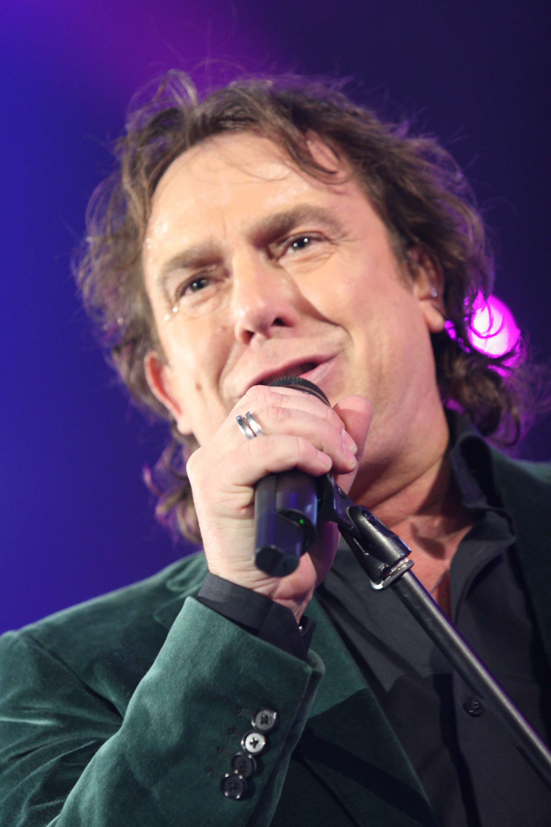 26 Dog Memes That Prove Dogs are Just Vibes, Drool, and Questionable