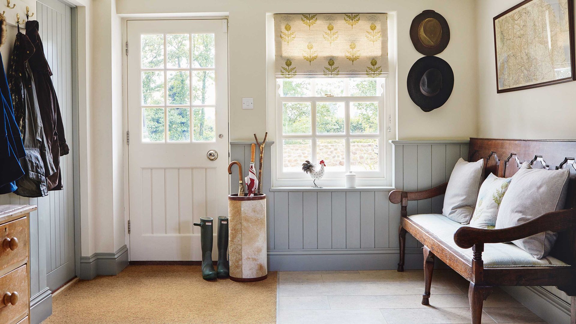 The Best Entryway Color For Feng Shui – According To The Pros