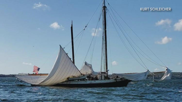 33 people aboard schooner at time of fatal accident in Rockland