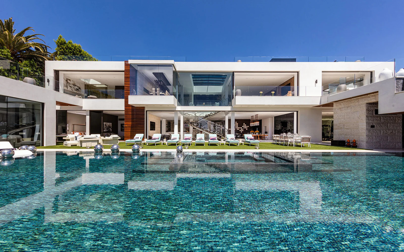 The most luxurious mansions in the world