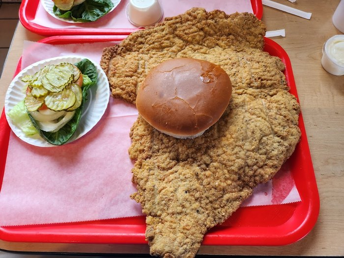 The Tenderloin From Edinburgh Diner In Indiana Is So Big, It Could Feed ...