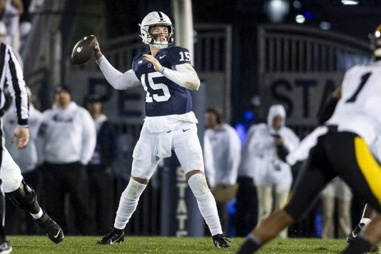 Whited Out: No. 7 Penn State Shuts Out No. 24 Iowa 31-0 - Black