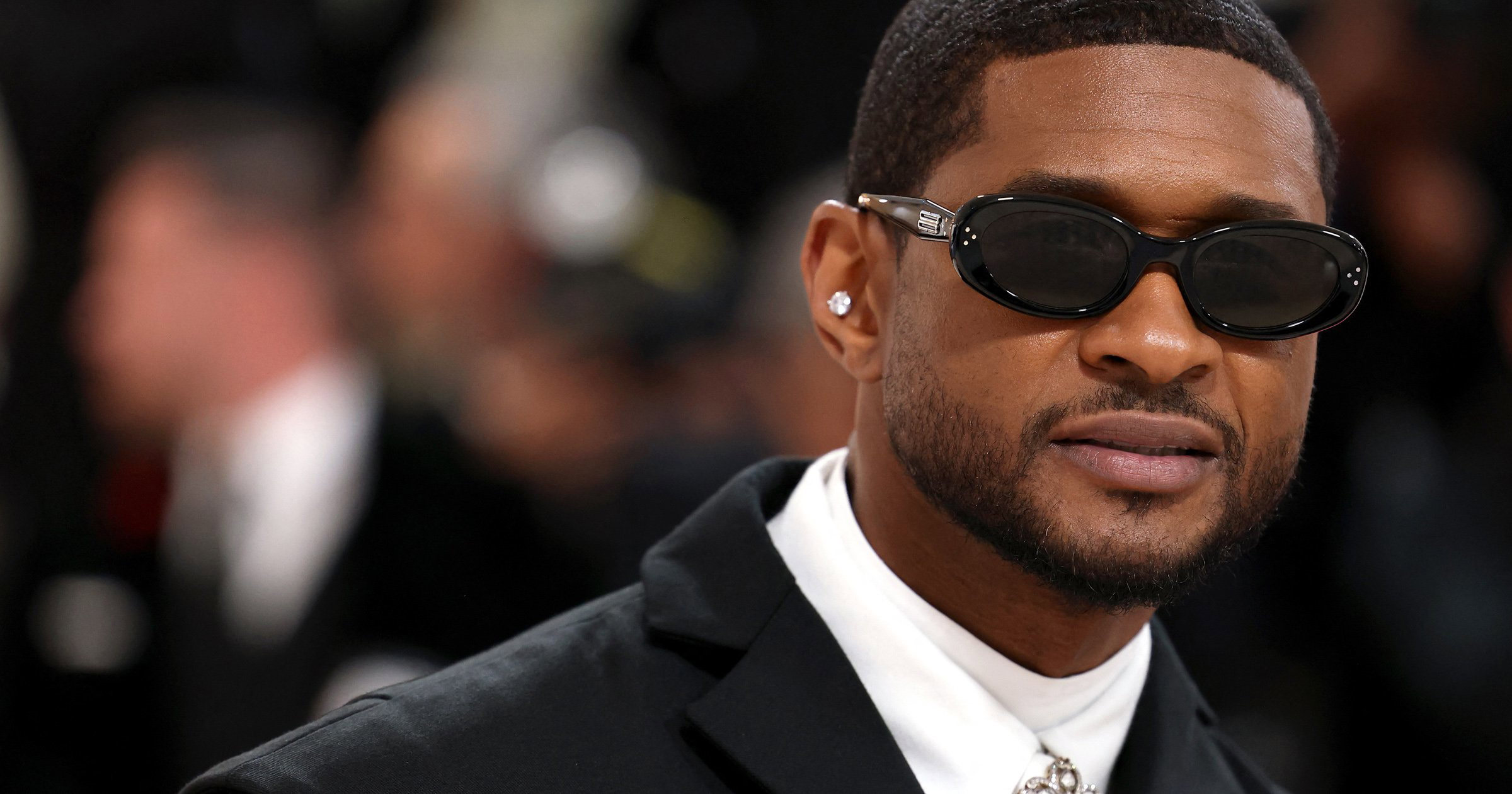 Usher announced as Super Bowl Halftime performer 2024 with help from