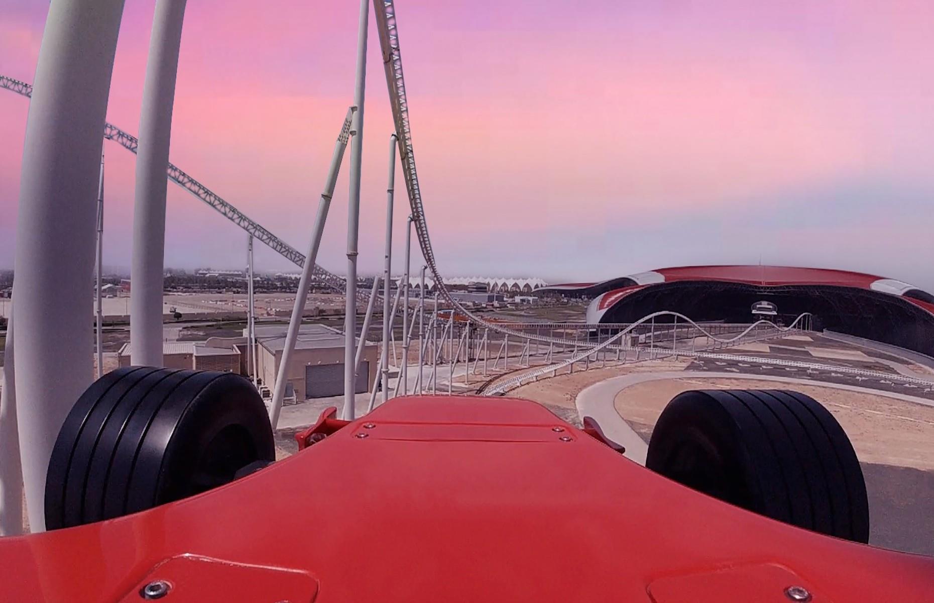 Феррари Абу Даби мертвая петля. Formula Rossa Ferrari World. Американские горки в Абу Даби. Феррари парк мертвая петля.