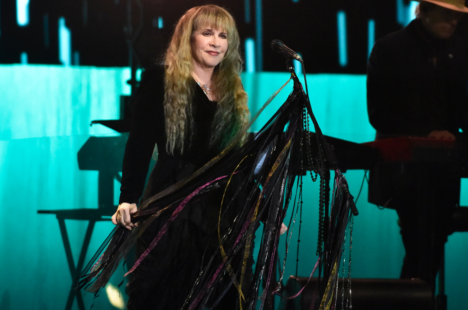 Stevie Nicks Announces 2024 North American Headlining Tour See The Dates   AA1hf5Vy.img