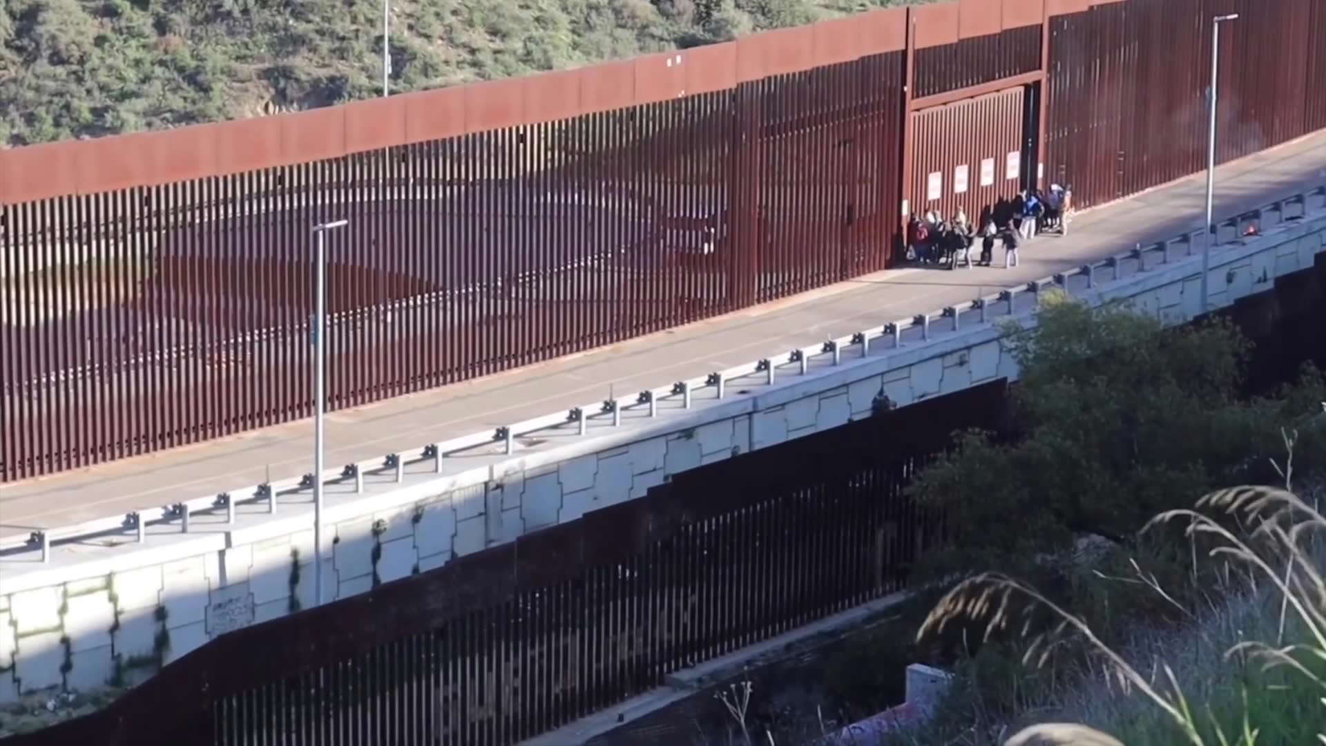Mexico agrees to deport immigrants from the US border in Tijuana