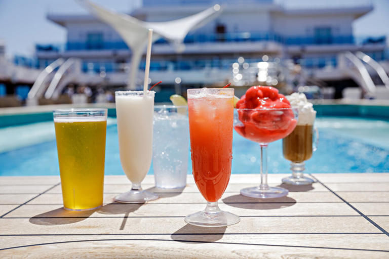 Cocktails in front of the pool on the lido deck of a Princess Cruises ship.