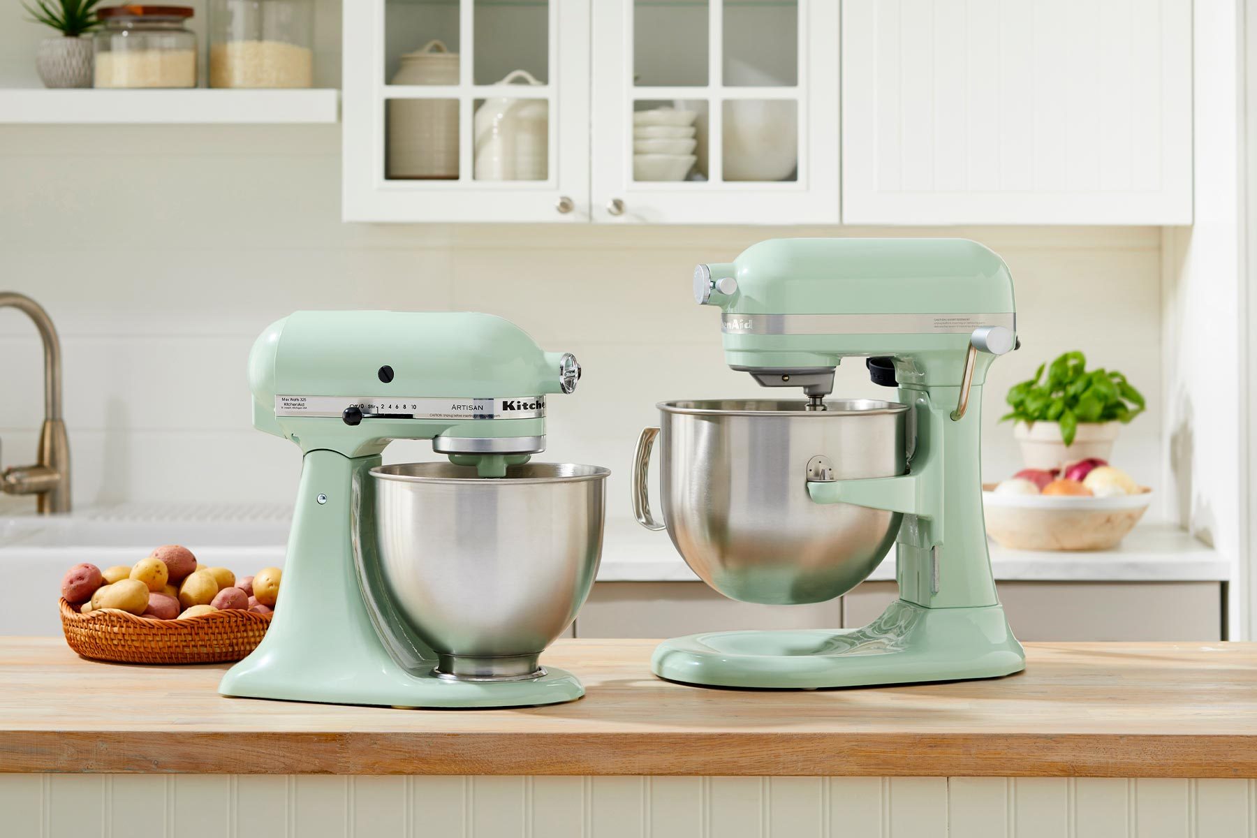 Meet Your Match Which KitchenAid Stand Mixer Is Right For You   AA1hiKQL.img