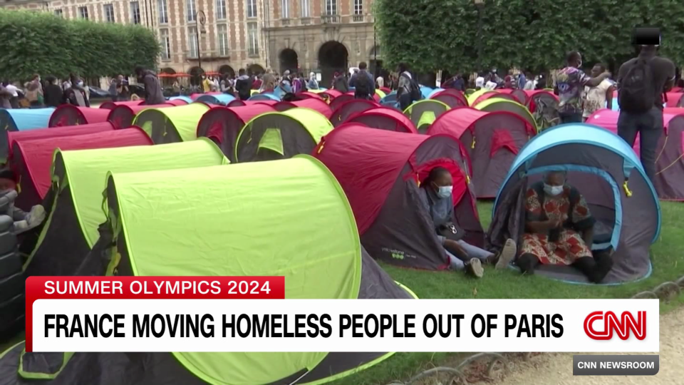 France Is Moving Homeless People Out Of Paris Ahead Of The 2024 Summer   AA1hjVhi.img