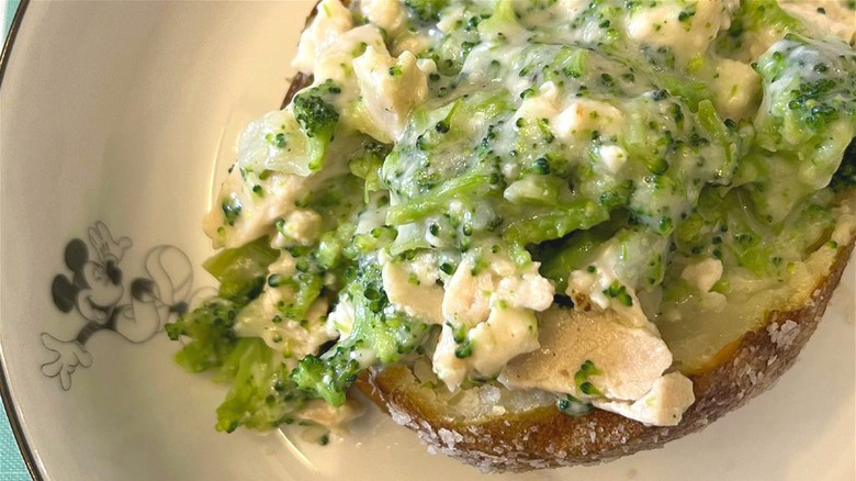 How To Use Frozen Dinners To Totally Upgrade Baked Potatoes