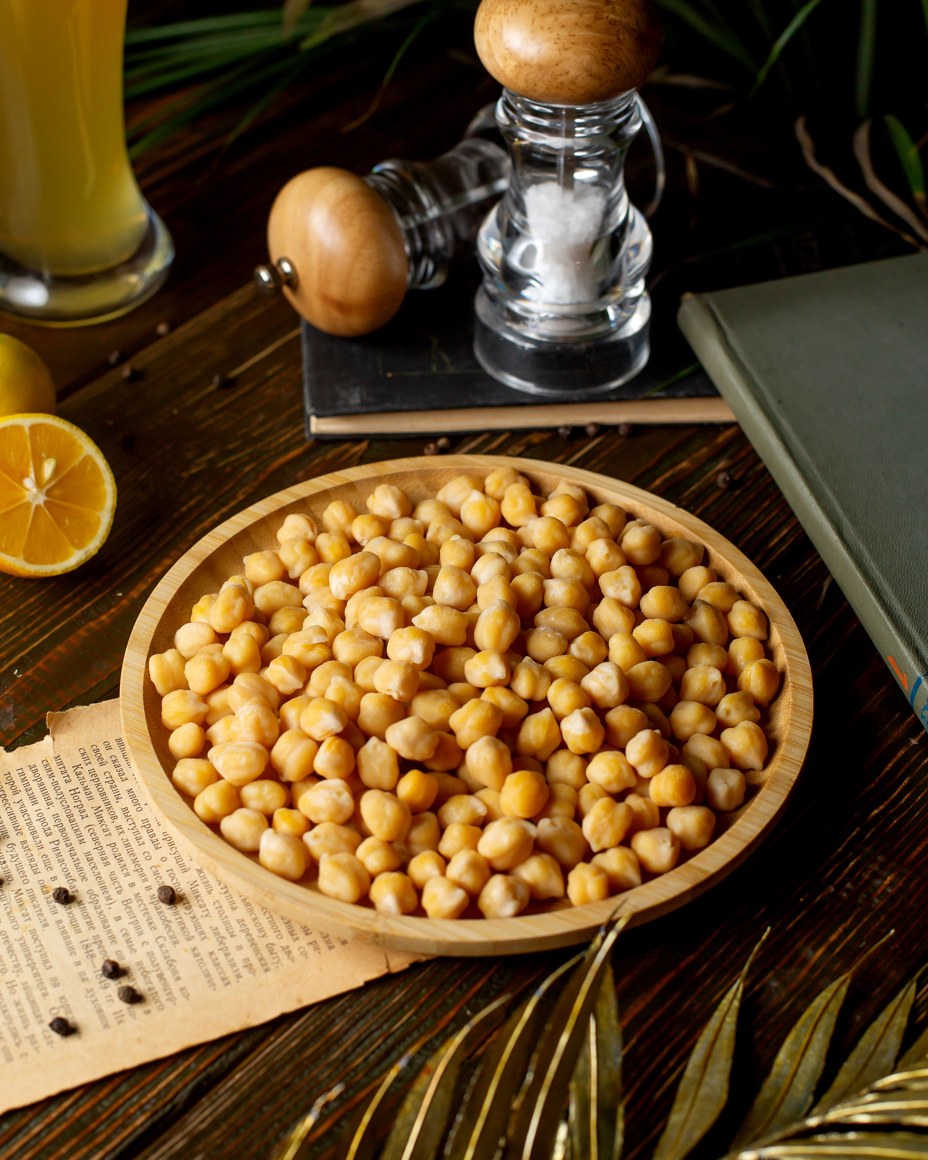 Чем полезен нут для организма. Чем полезен нут. Boiled Chickpeas.