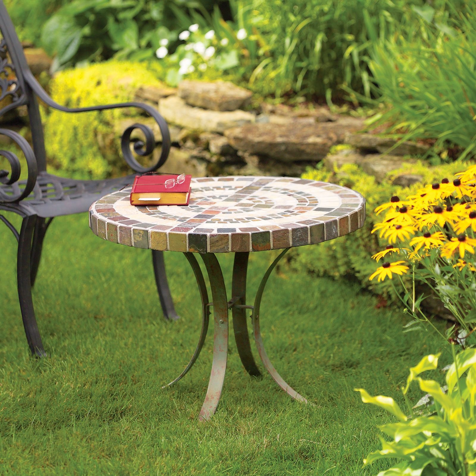 Build This Outdoor Table With A Tile Top To Give Your Patio A Hip Cafe Look   AA1hpUnZ.img