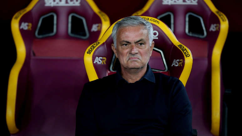 Roma in caduta libera, Mourinho rischia grosso: pronto il sostituto. Foto