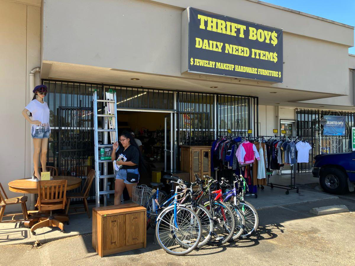 A New Thrift Store On Franklin Blvd Right Across The Street From Romas