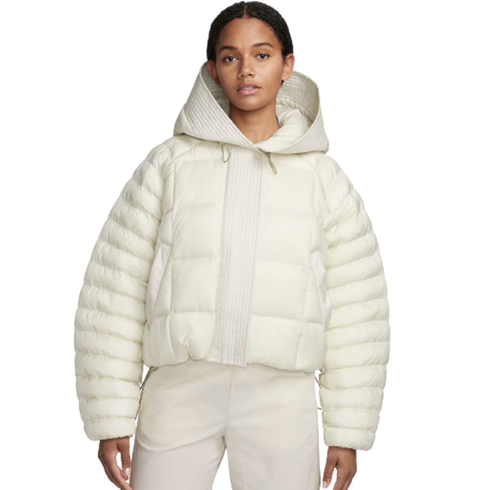 The 23 Best Puffer Jackets For Women To Wear Right Now According To   AA1hsLUR.img