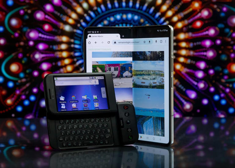 Both phones received respectable scores from our reviewers, but neither hit a home run. The T-Mobile G1 received a final score of 7.5, while the Samsung Galaxy Z Fold 5 got a 7.9.