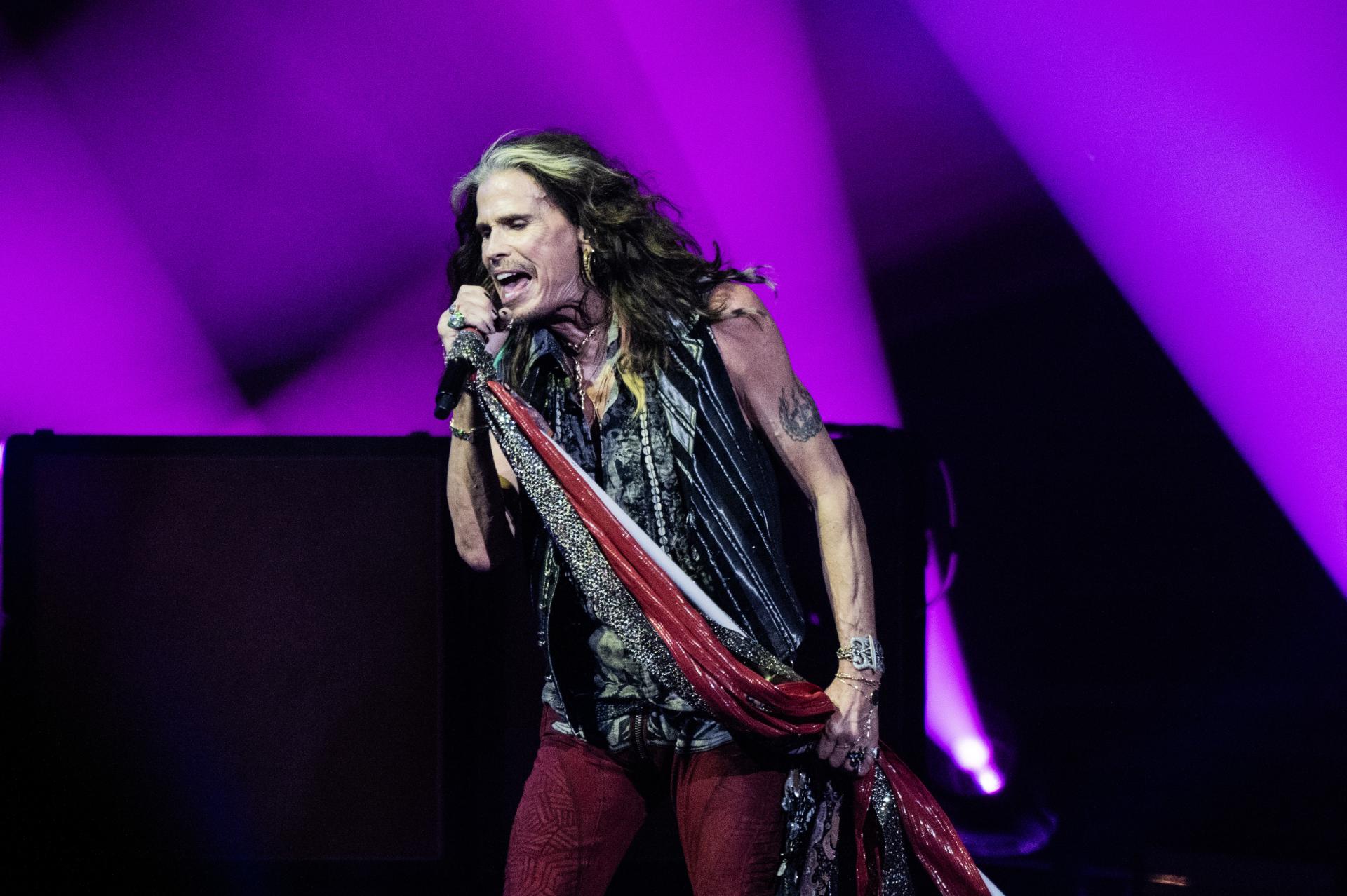 Steven Tyler Injures Larynx; Aerosmith's 2023 Tour Postponed to 2024