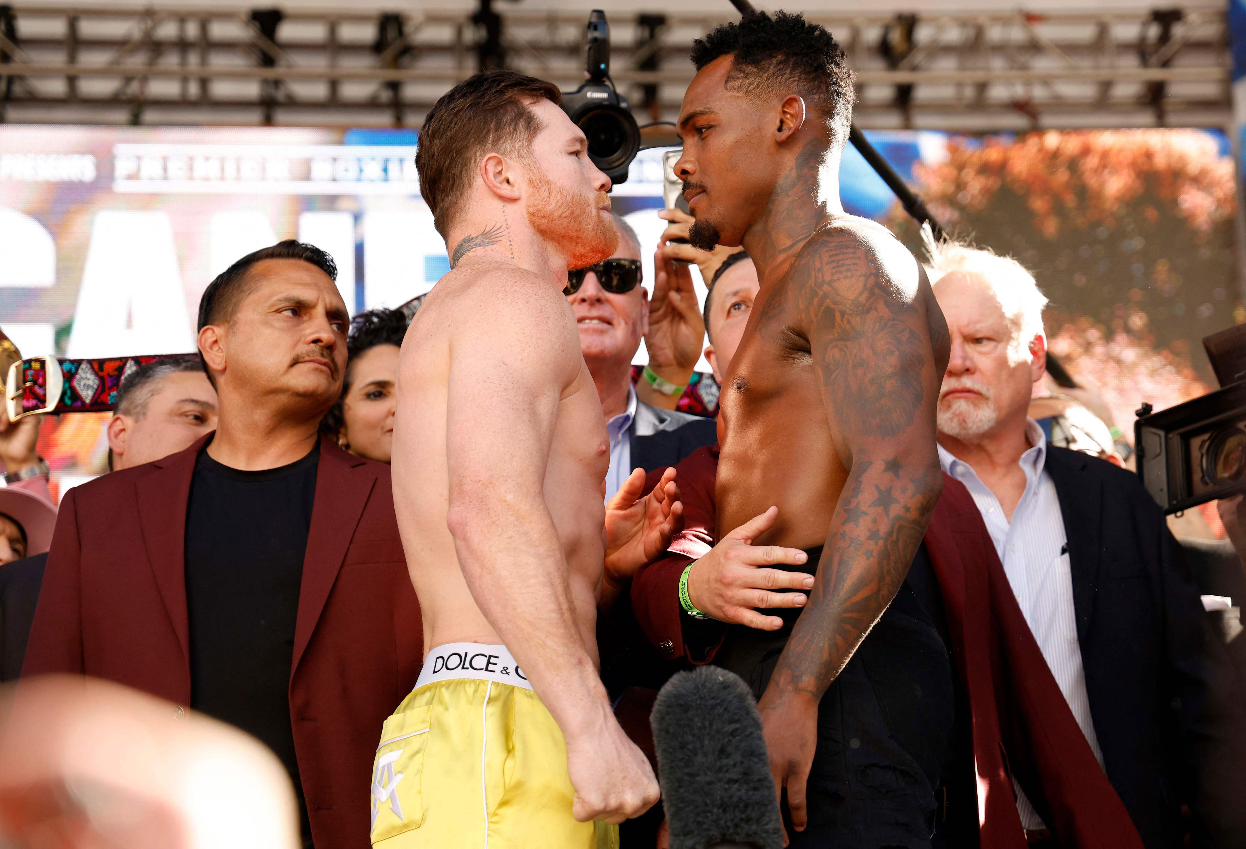 canelo Álvarez vs jermell charlo horario tv y dónde ver la pelea en vivo