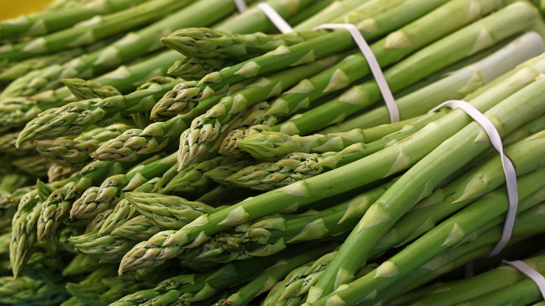 10 Popular Ways To Cook Asparagus Ranked   AA1huoe2.img