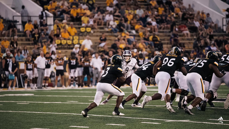 How Southern Miss football players, including Nick Mullens, performed ...