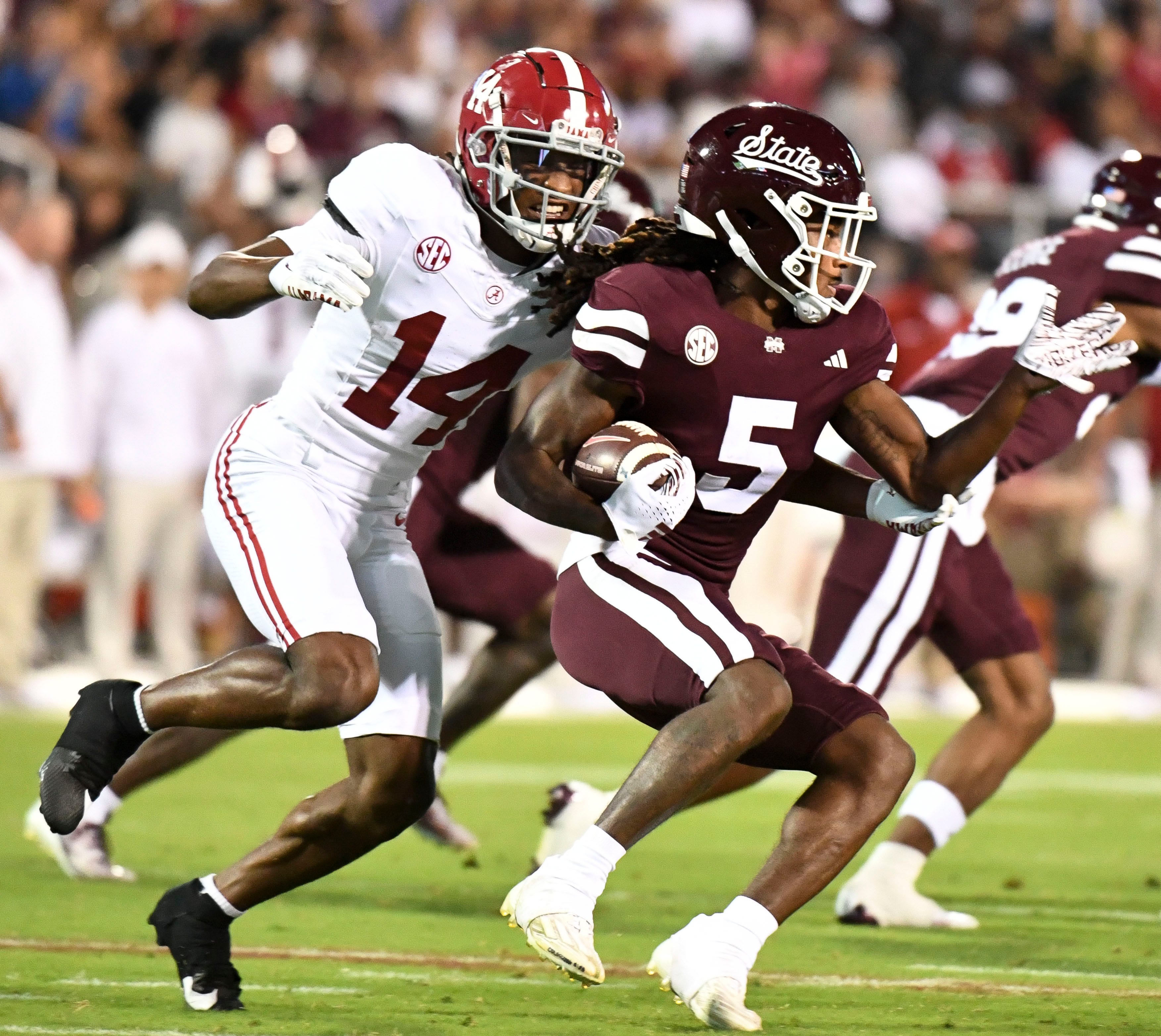 Alabama Football WR Jalen Hale Sends Message After Knee Injury: 'Thank ...