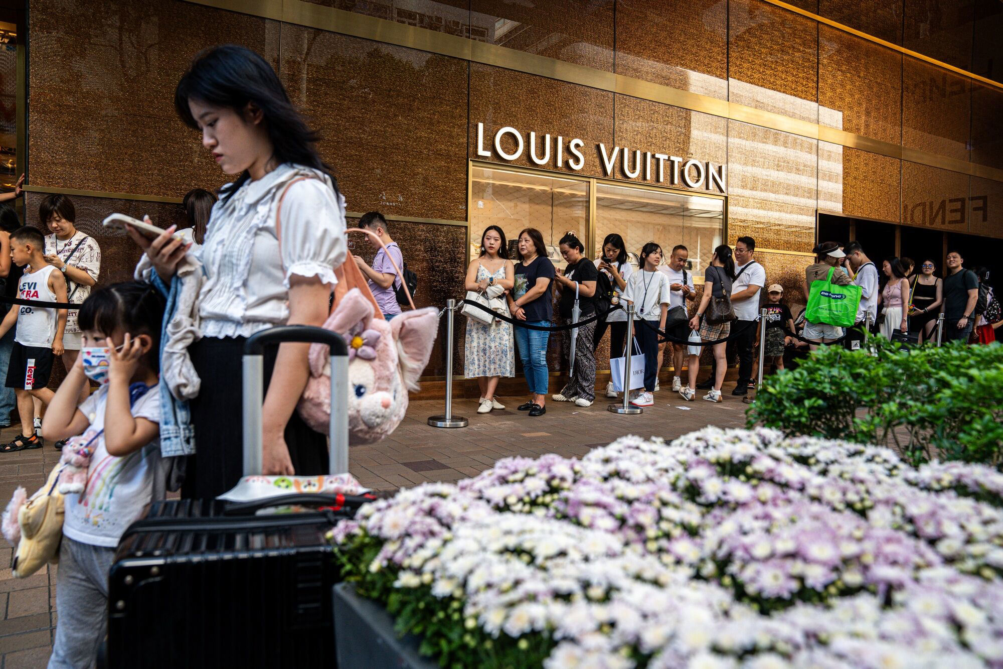 LVMH's Growth Slowed In Fourth Quarter. Is It An Omen For 2023? - Unity  Marketing