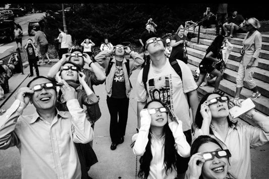 Eclipse solar de 14 de octubre: ojo con las gafas no certificadas para observarlo