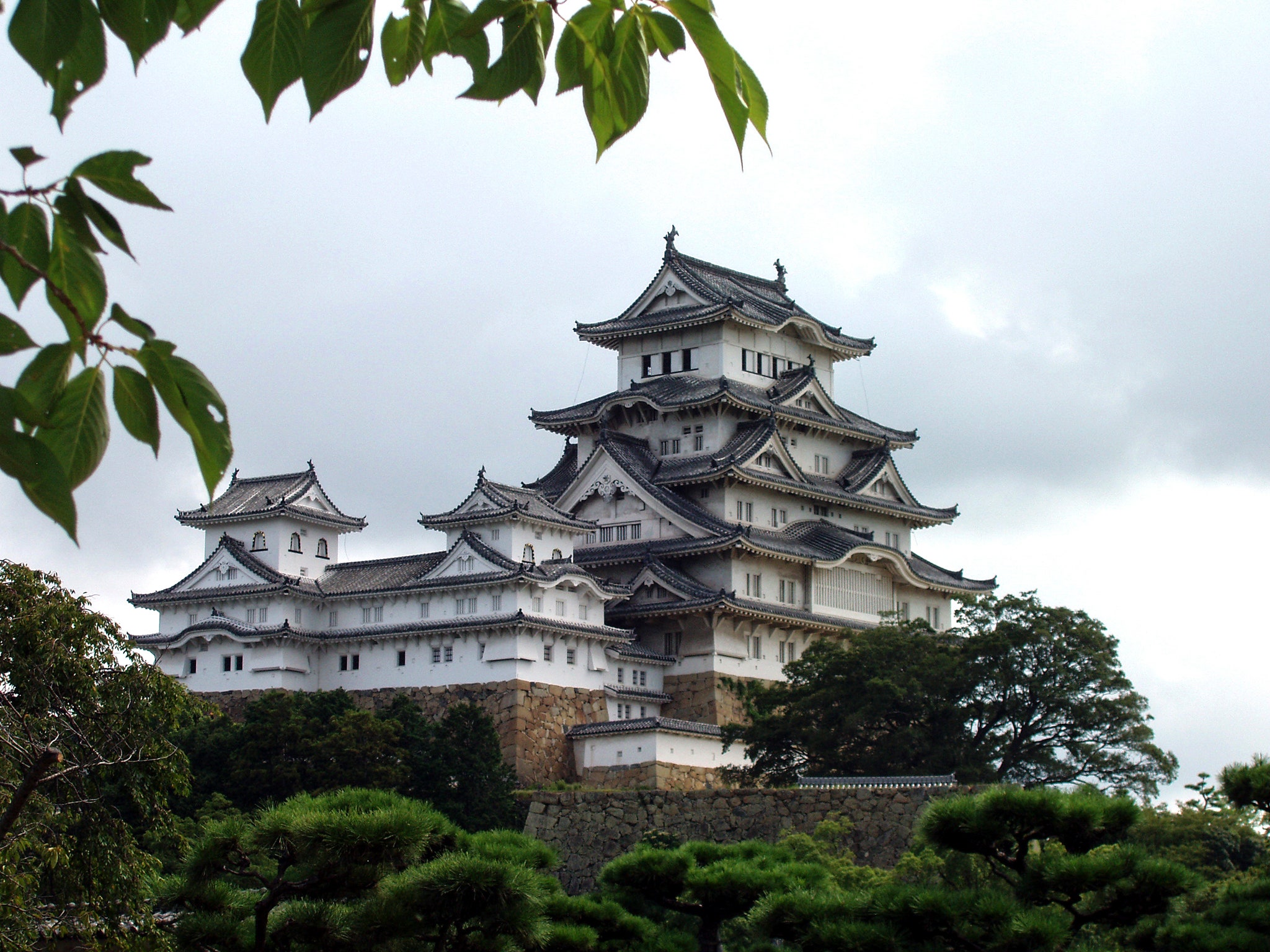 Himeji castle. Химедзи. Замок Химэдзи в реальной жизни. Старинные замки Японии.