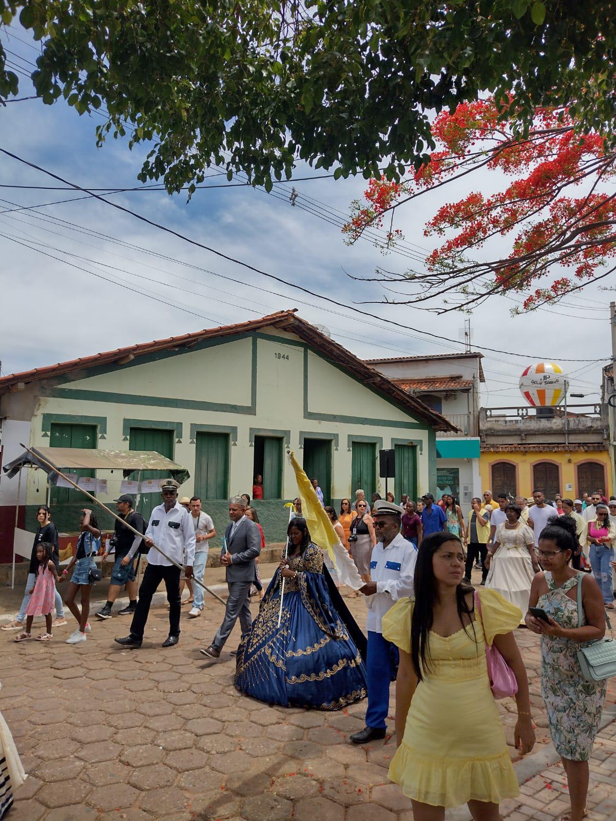 Chapada Do Norte Faz Festa Em Louvor A Nossa Senhora Do Ros Rio