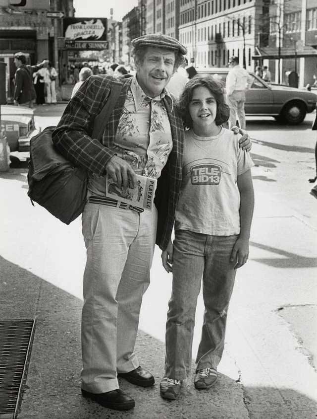 <p><span>In 1978, Jerry Stiller and his son Ben were photographed smiling after catching a show on Broadway. The iconic father-son duo had been performing together since the late 1960s when they created their improvisational comedy act, <i>Stiller & Meara</i>. From there, they went on to appear in numerous television shows and films throughout the 1970s, including<i> Seinfeld</i>, where Jerry played Frank Costanza and Ben starred as George's nemesis, Art Vandelay. </span></p>