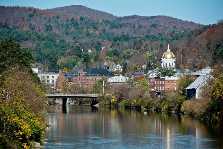 Discover the 5 Largest Airports in Vermont