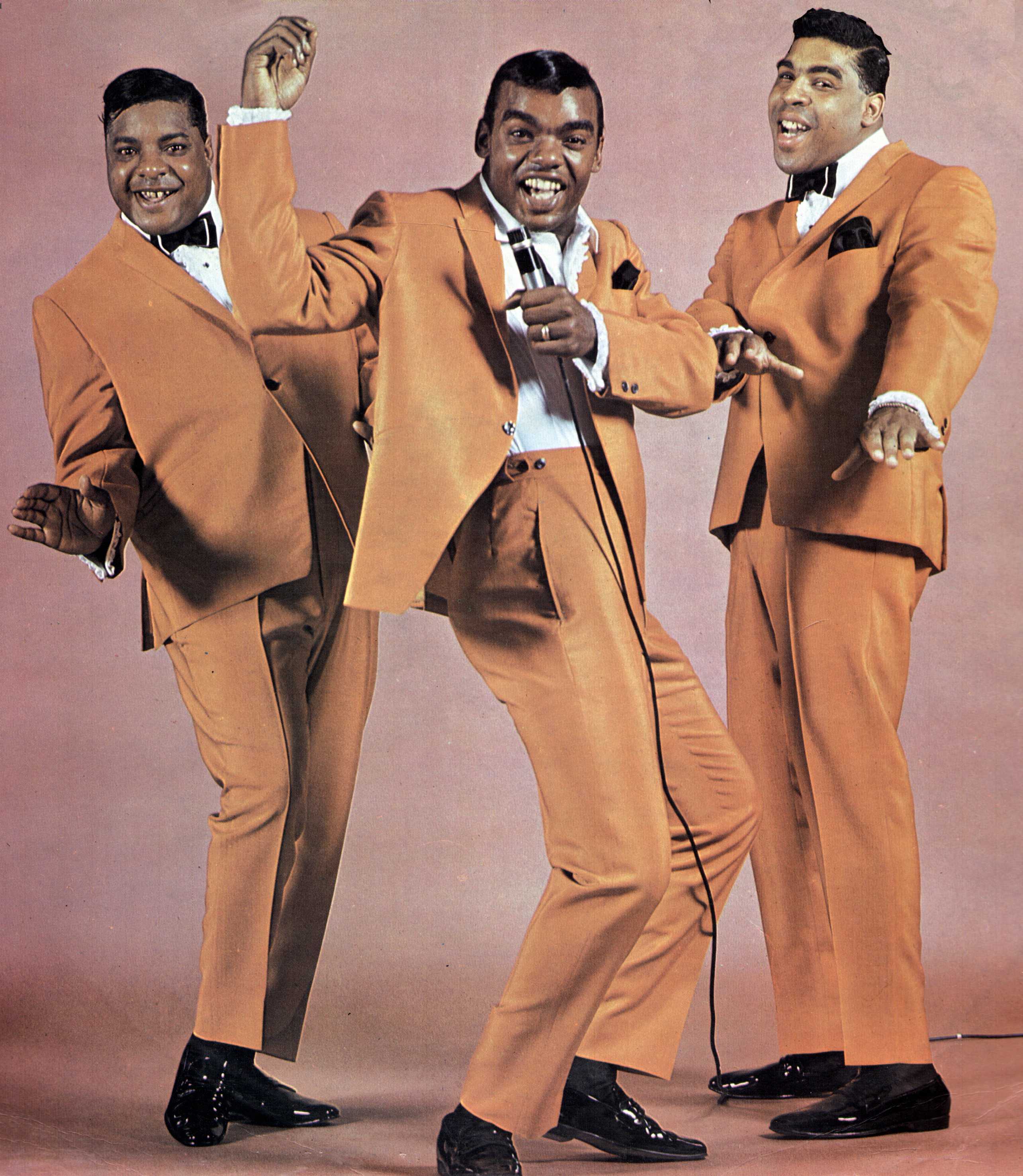 Группа brothers слушать. The Isley brothers. Wesley brother. Группа the Isley brothers. The Isley brothers Shout.