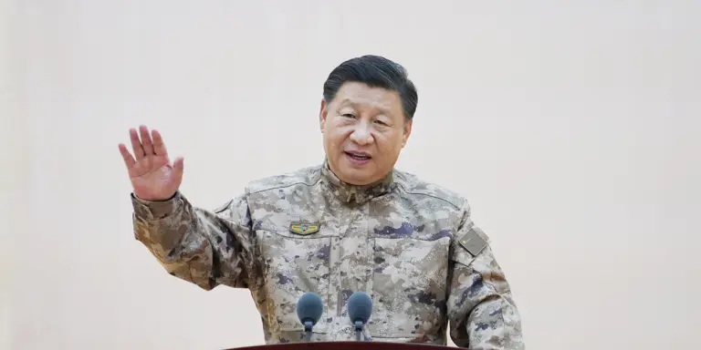 China, Peking: Xi Jinping, Präsident von China, zugleich Generalsekretär des Zentralkomitees der Kommunistischen Partei Chinas (KPCh), Vorsitzender der Zentralen Militärkommission (ZMK) und Oberbefehlshaber der Gemeinsamen Operationszentrale der ZMK. Li Gang/XinHua/dpa