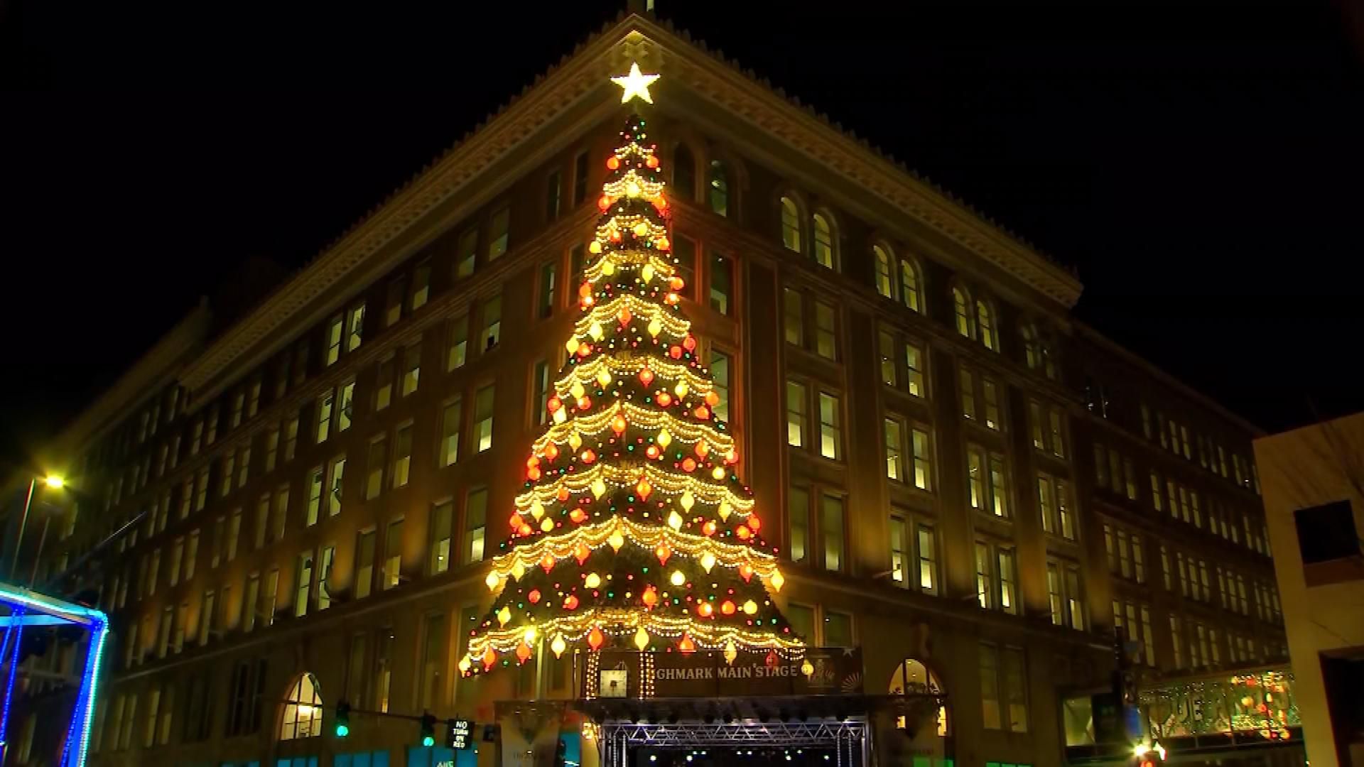 Mark your calendars Date set for Pittsburgh’s Light Up Night