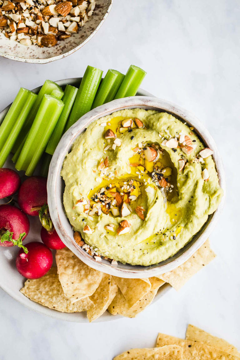 Creamy Avocado Hummus Dip