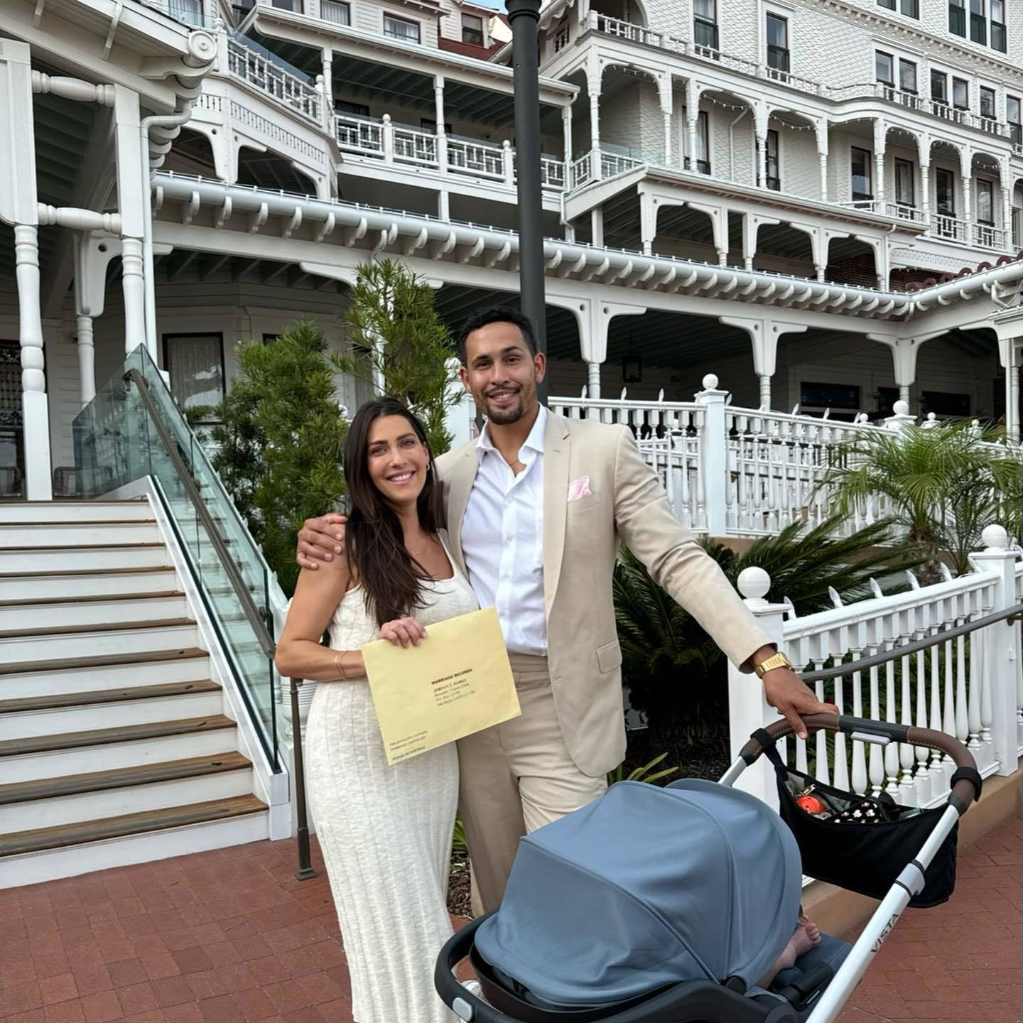 BiP's Becca Kufrin and Thomas Jacobs Confirm They Got Married
