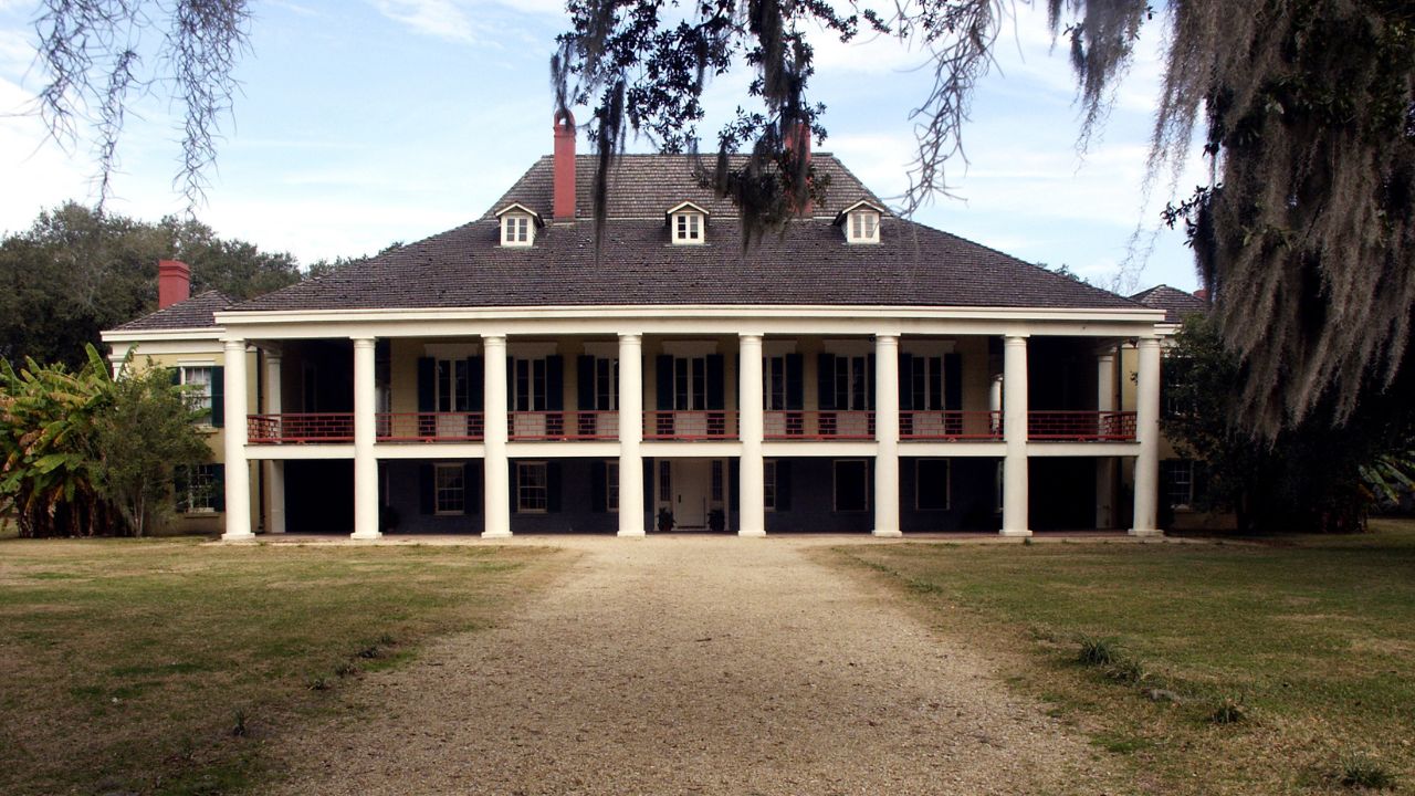<p>First built in 1787, Destrehan is the oldest documented plantation in Louisiana. It’s also the closest to <a href="https://wealthofgeeks.com/restaurants-in-new-orleans/">New Orleans</a>. By this point in history, Louisiana was governed by the Spanish. Marie Celeste Robin de Logny and Jean Noel Destrehan, a prominent sugar producer, established the plantation. </p><p>It holds an original document signed by Thomas Jefferson and James Madison appointing Jean Noel to the Orleans Territorial Council. The plantation played a role in the aftermath of the 1811 Slave Revolt and served as a Union Army site during the Civil War. Located on the historic River Road, it offers a scenic setting by the Mississippi River, close to New Orleans.</p>