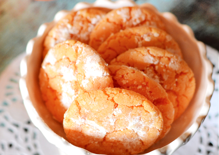 19 Amazing Cake Mix Dessert Recipes to Make the Holiday Season