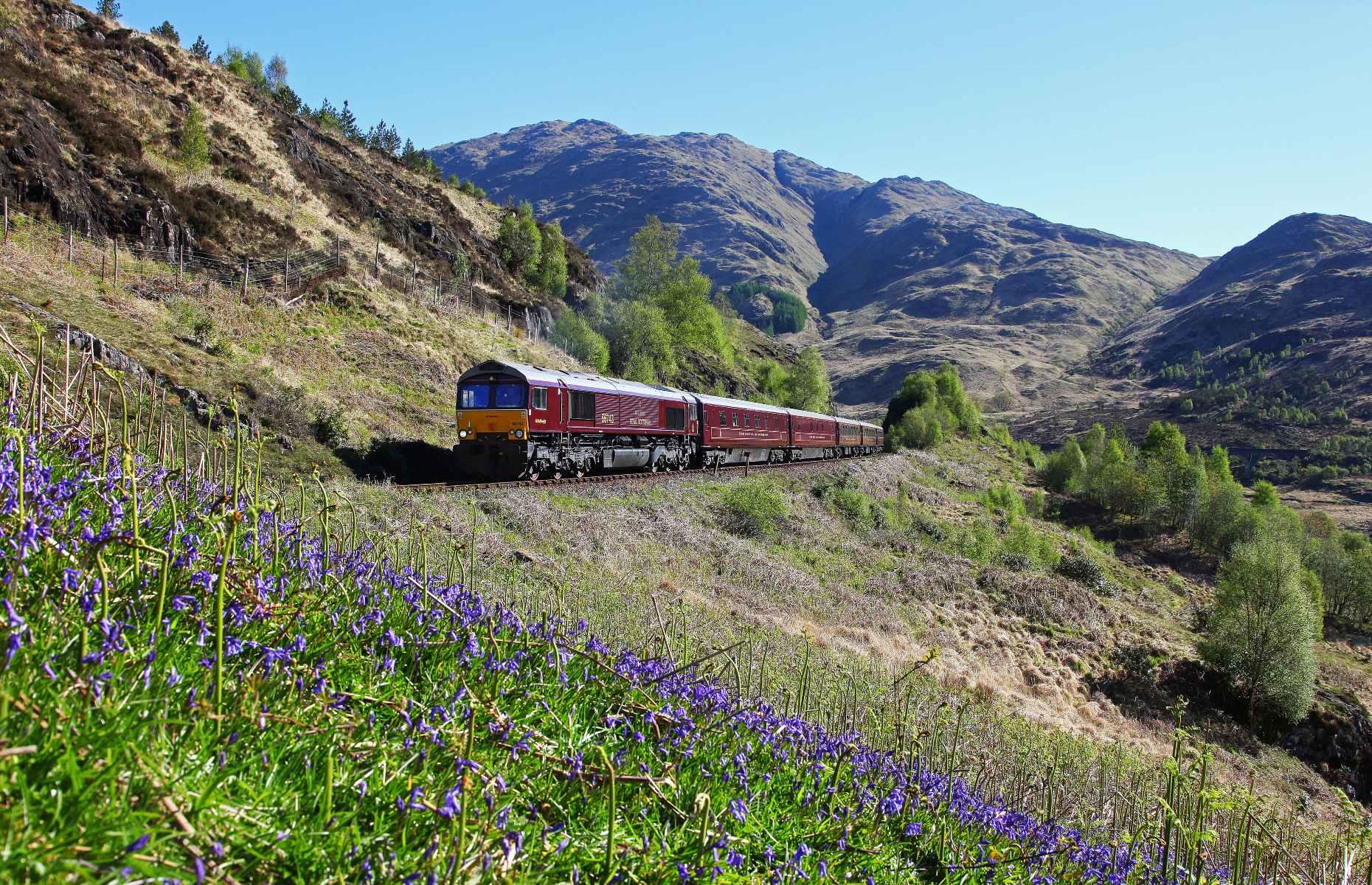 <p><a href="https://www.belmond.com/trains/europe/scotland/belmond-royal-scotsman/journeys/scotlands-classic-splendour">Scotland’s Classic Splendours Tour</a> is an epic cross-country journey through the heart of Scotland. Passengers step aboard a luxury Royal Scotsman Belmond train for a 720-mile (1,159km) round trip venturing through the middle of the Scottish Highlands. Spread across five days, the journey begins in Edinburgh, taking in cities including Dundee, Inverness, Montrose and Perth before looping back to the capital. The train also passes through the Cairngorms National Park, the largest in the UK, and the famous Forth Bridge, one of the greatest crossings in the world. </p>