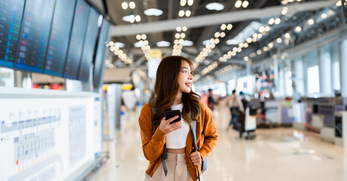 <p> Vacation and travel scams can ruin a getaway in an instant. According to a McAfee survey, 35% of Americans have been scammed when booking travel online.  </p> <p> Scams also pop up later when you're trying to enjoy the vacation itself.  </p> <p> No matter how savvy you think you are, it helps to <a href="https://financebuzz.com/ways-to-travel-more?utm_source=msn&utm_medium=feed&synd_slide=1&synd_postid=14015&synd_backlink_title=step+up+your+travel+game&synd_backlink_position=1&synd_slug=ways-to-travel-more">step up your travel game</a> by becoming more aware of some of the following 15 common travel scams.  </p> <p>  <a href="https://financebuzz.com/top-travel-credit-cards?utm_source=msn&utm_medium=feed&synd_slide=1&synd_postid=14015&synd_backlink_title=Compare+the+best+travel+credit+cards+for+nearly+free+travel&synd_backlink_position=2&synd_slug=top-travel-credit-cards">Compare the best travel credit cards for nearly free travel</a>   </p>
