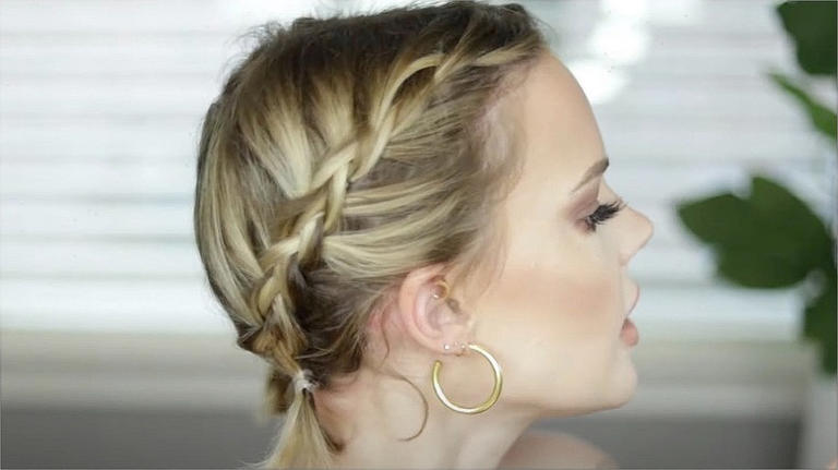 These Short Hair Braid Looks Are Anything But Boring