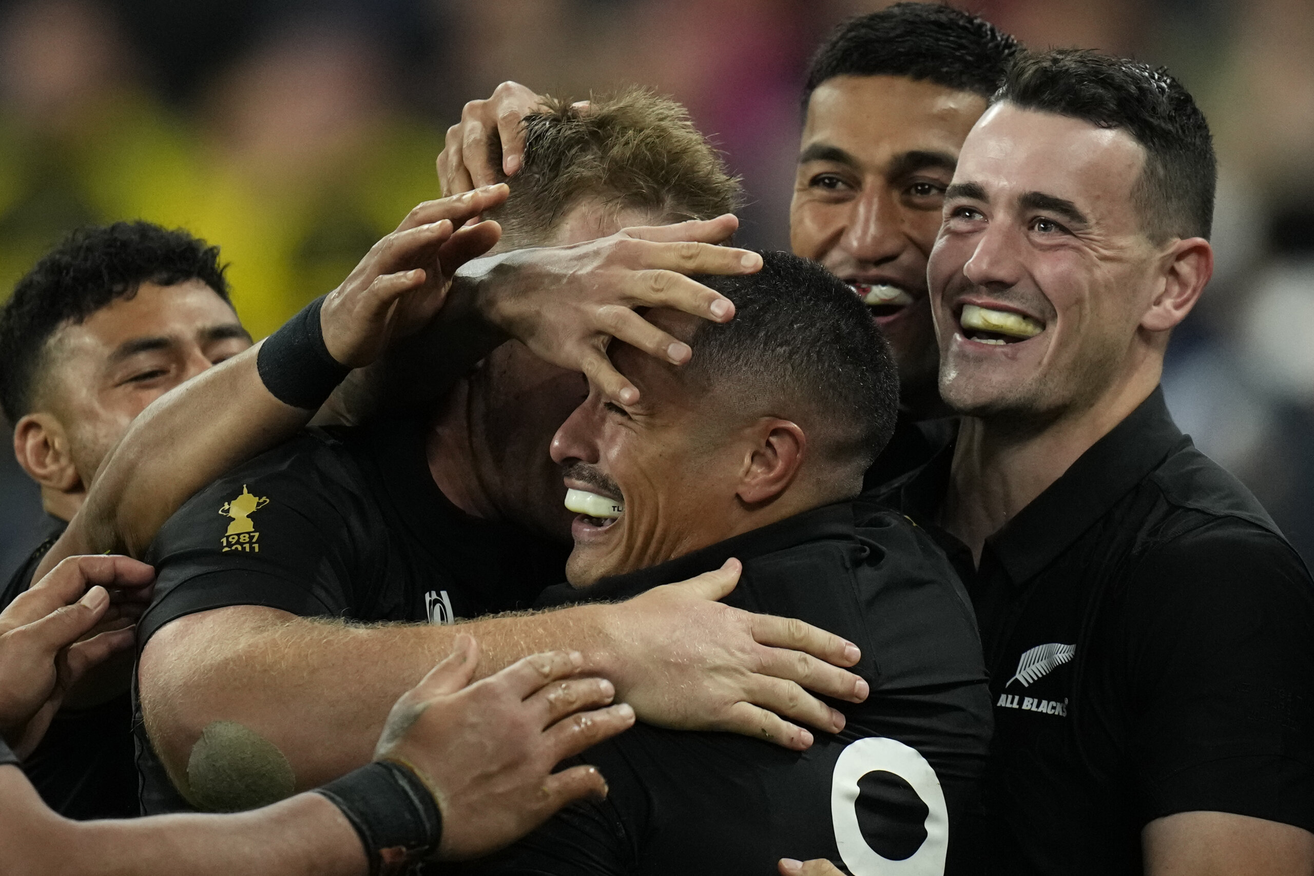 Аргентина новая зеландия. New Zealand all Blacks. Embape.