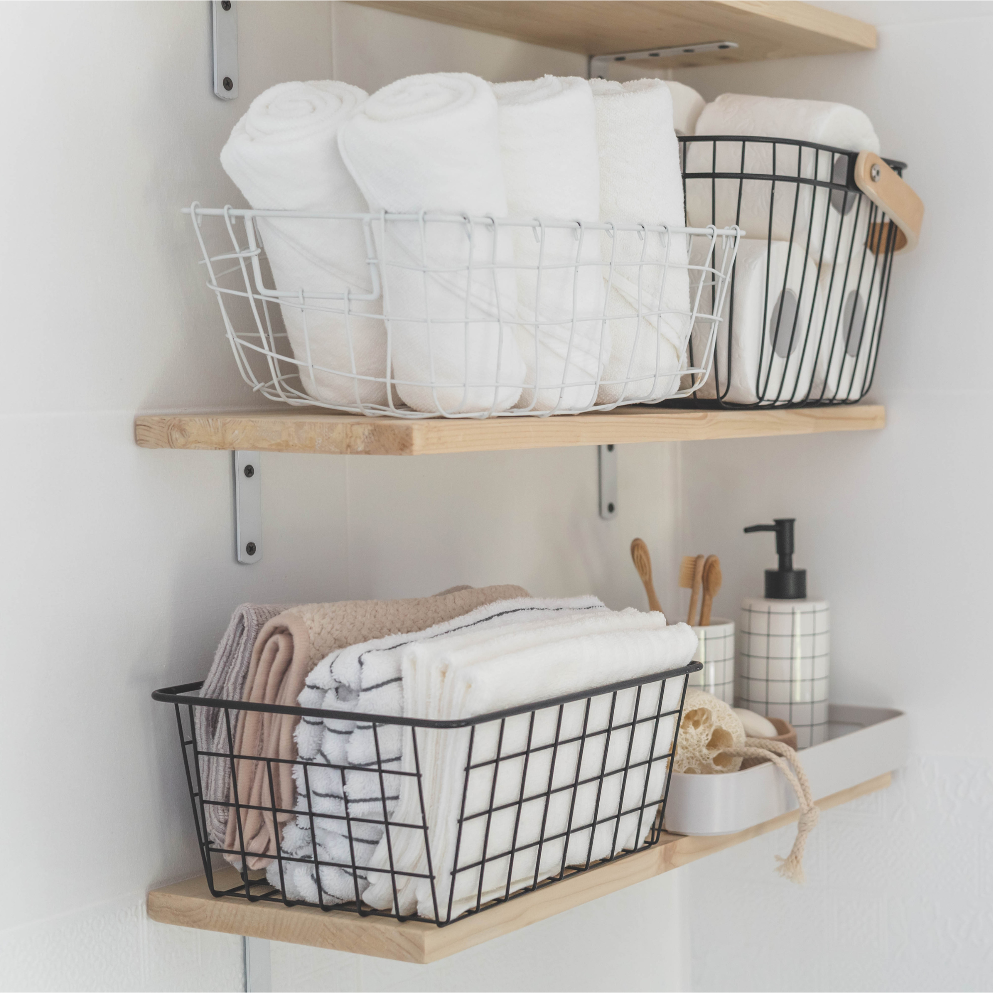 Toilet Paper Storage Ideas For Small Bathrooms That Are Functional And   AA1iIMxh.img