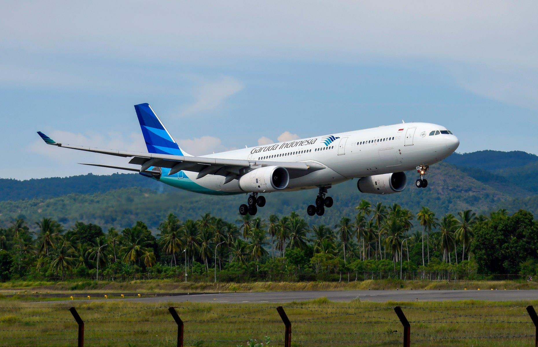 Running away with the Best Cabin Crew title, the national carrier for Indonesia is back on form in 2023 after winning the award for five consecutive years from 2014. Garuda Indonesia connects more than 90 destinations worldwide to its home country and the region of Southeast Asia, launching over 600 flights per day.
