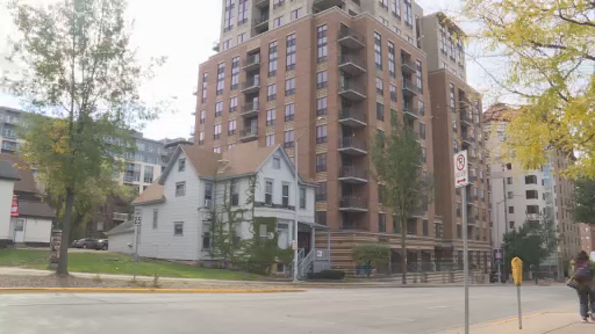 UW Madison Students Could Score Discounted Apartments If The City Approves   AA1iJ0SA.img