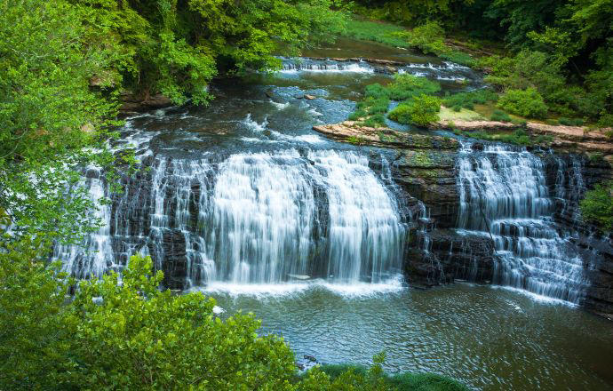 The 15 Best Waterfalls in Tennessee to Visit