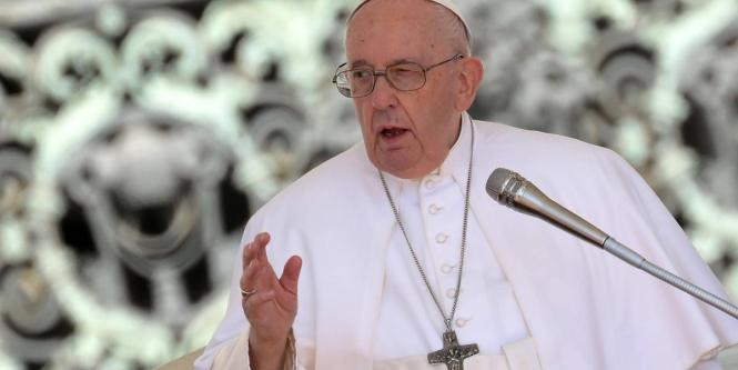 papa francisco pide crear 'una iglesia y sociedad abiertas' en san pedro y san pablo