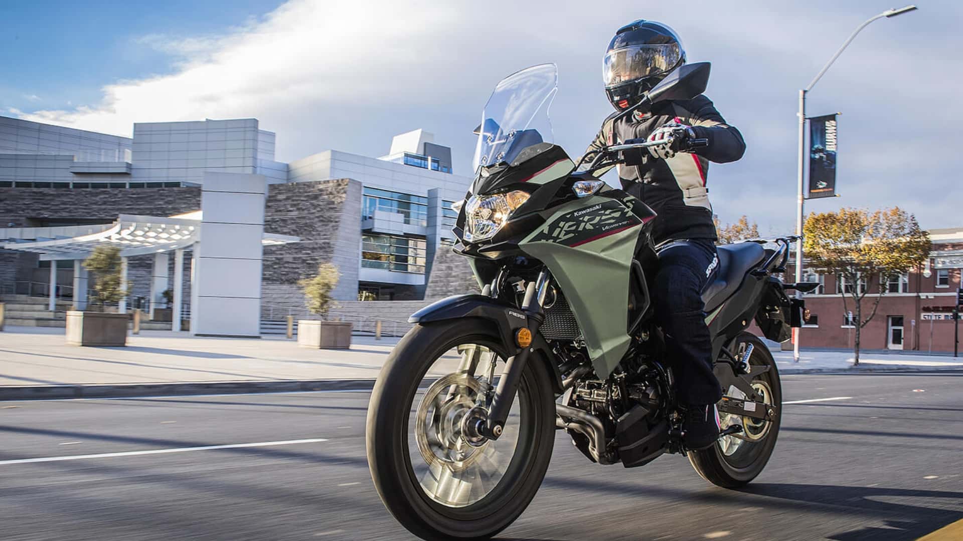 Take A Look At Kawasaki S 2024 Adventure And Dual Sport Range   AA1iNmiF.img