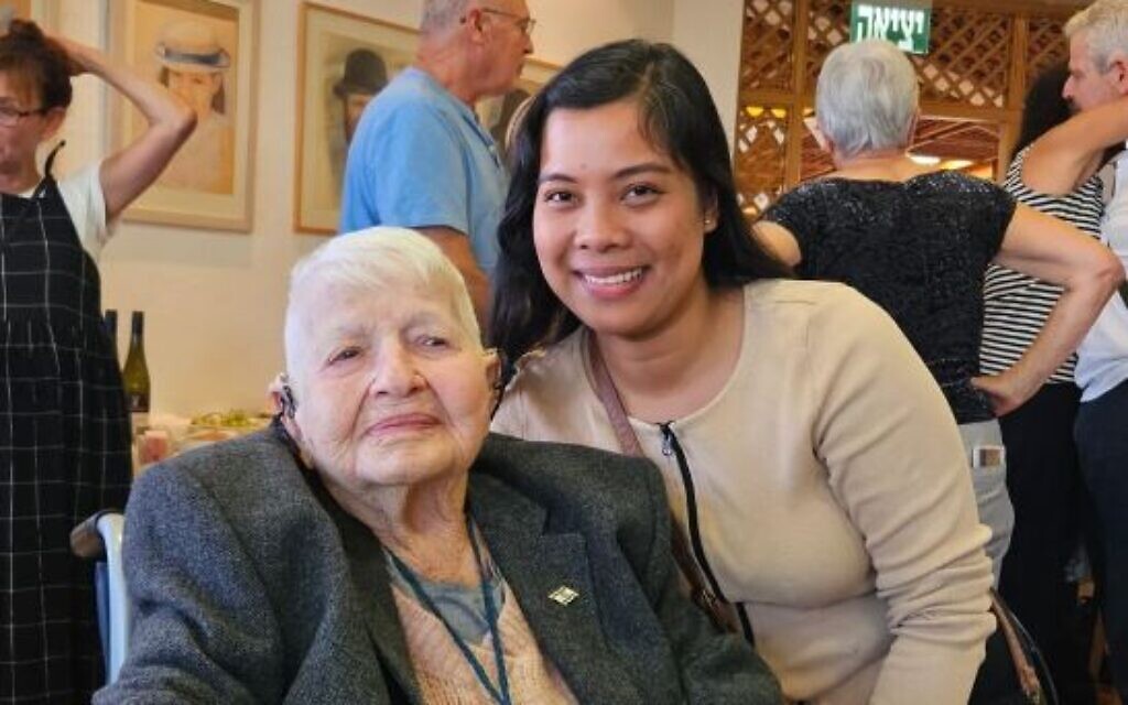 Filipino Caregiver Paid Off Terrorist Saved Herself And 95 Year Old   AA1iQ6ra.img